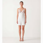Mini abito lingerie bianco in pizzo e raso