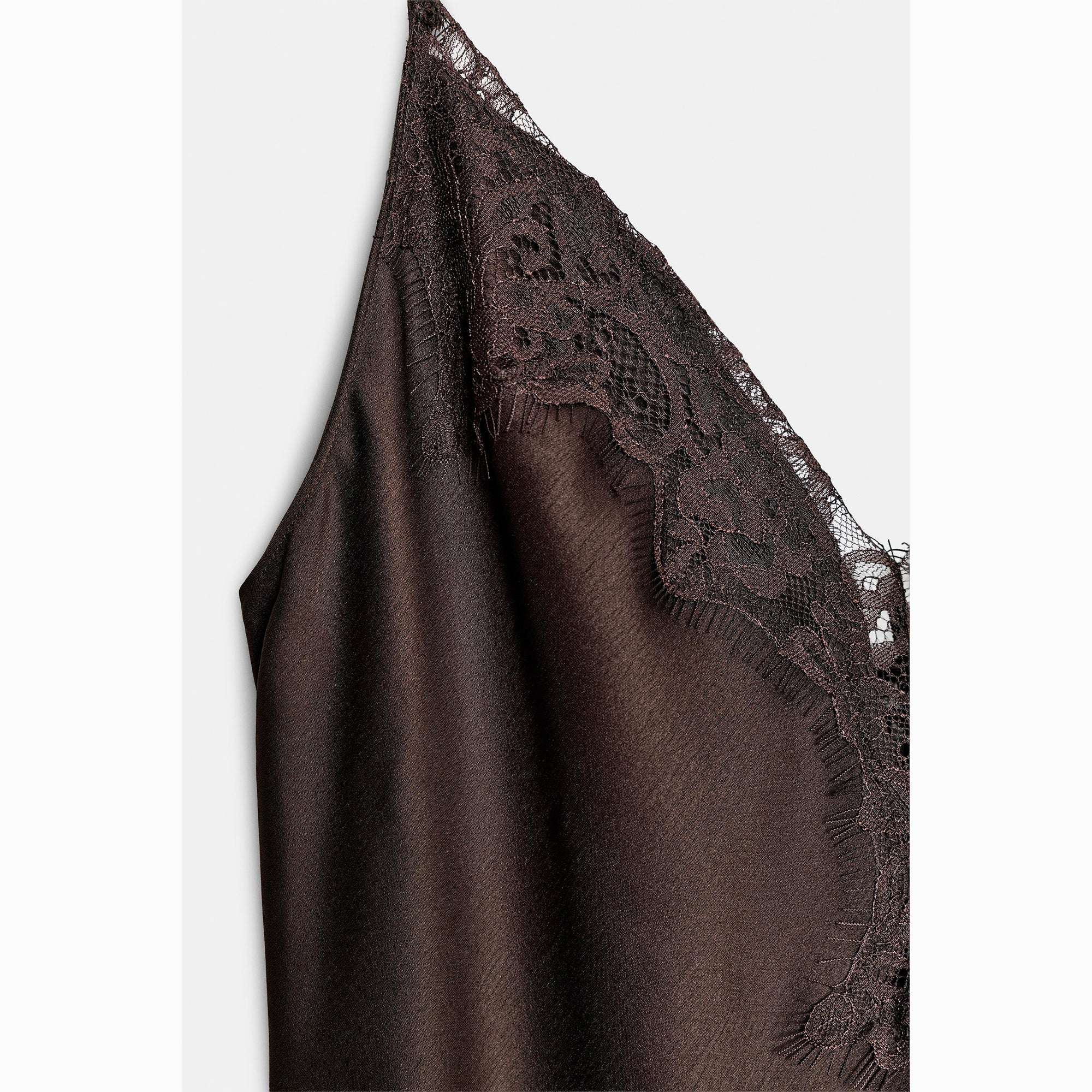 Abito midi lingerie marrone in raso e dettagli in pizzo